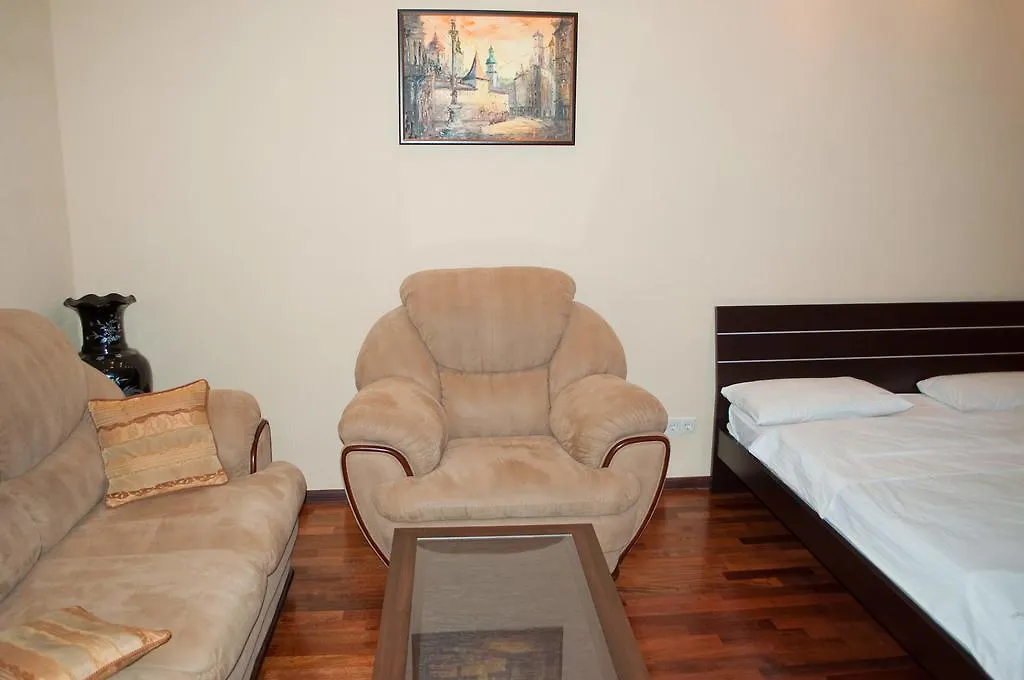 Kyivstay Pochaynynska Apartment 0*, Kiev